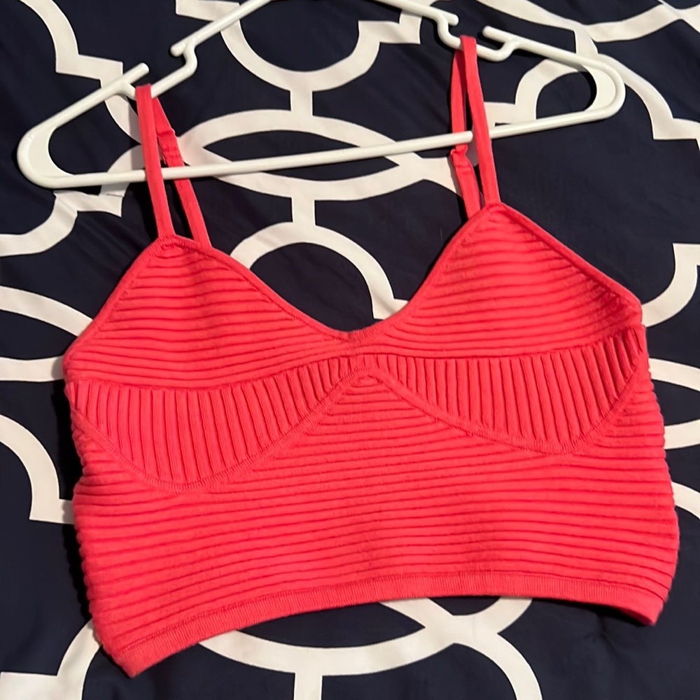 Never worn hot pink aerie tank top size medium